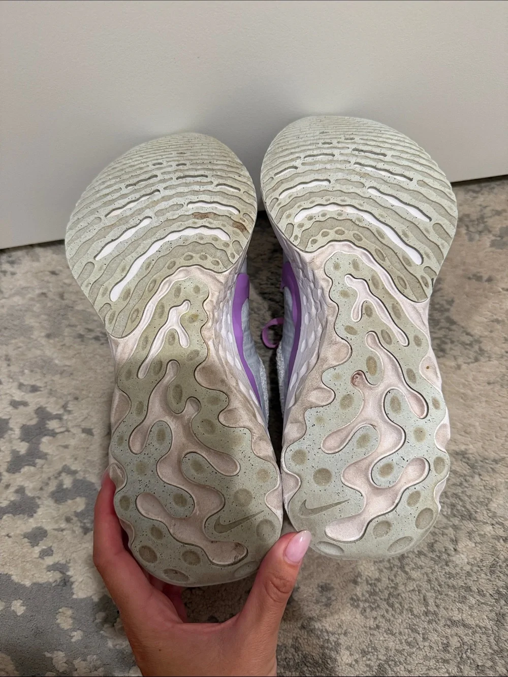 Nike comfortable lightweight
